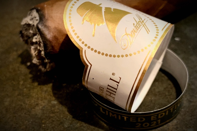 Davidoff-Winston-Churchill-Limited-Edition-Cigar-Ring