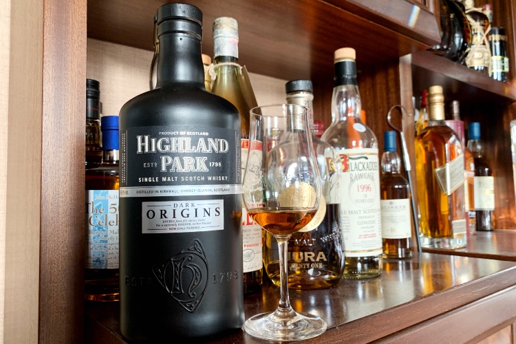Highland-Park-Single-Malt-Whisky-Review-Robe-Backbar