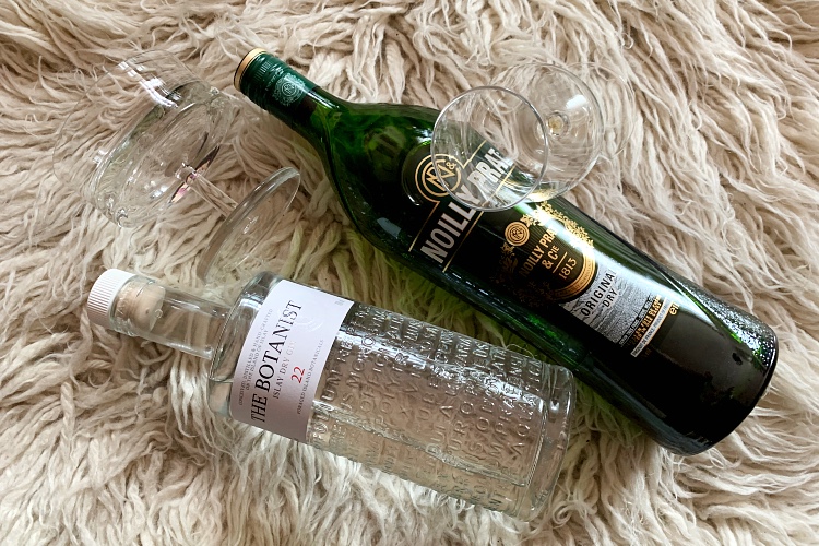 The-Botanist-Gin-Review-Martini-Cocktail-Drink