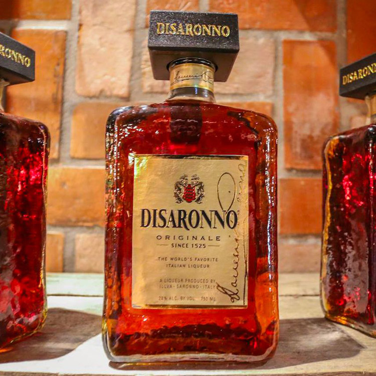 Disaronno Amaretto Bottle