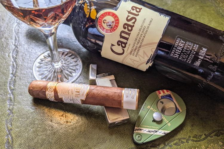 Williams & Humbert Canasta Sherry & Cigar Pairing