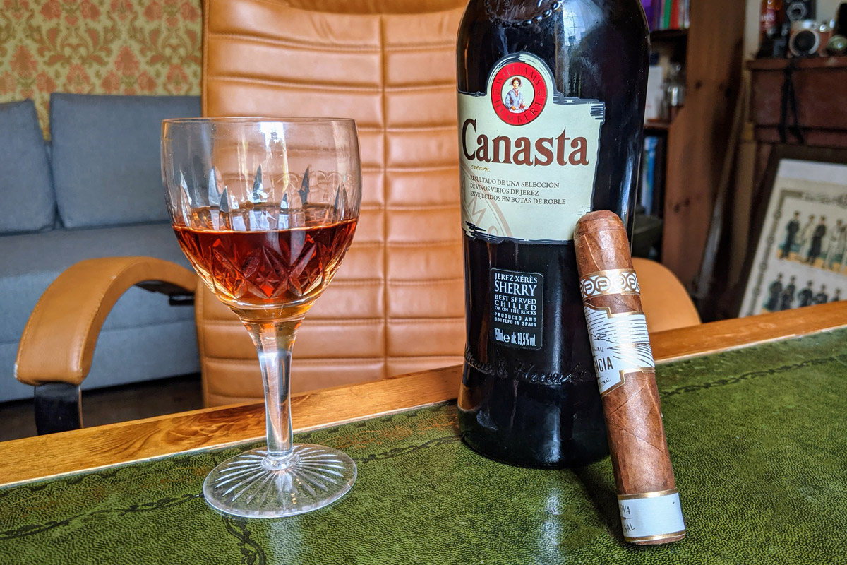 Williams & Humbert Canasta Sherry Review