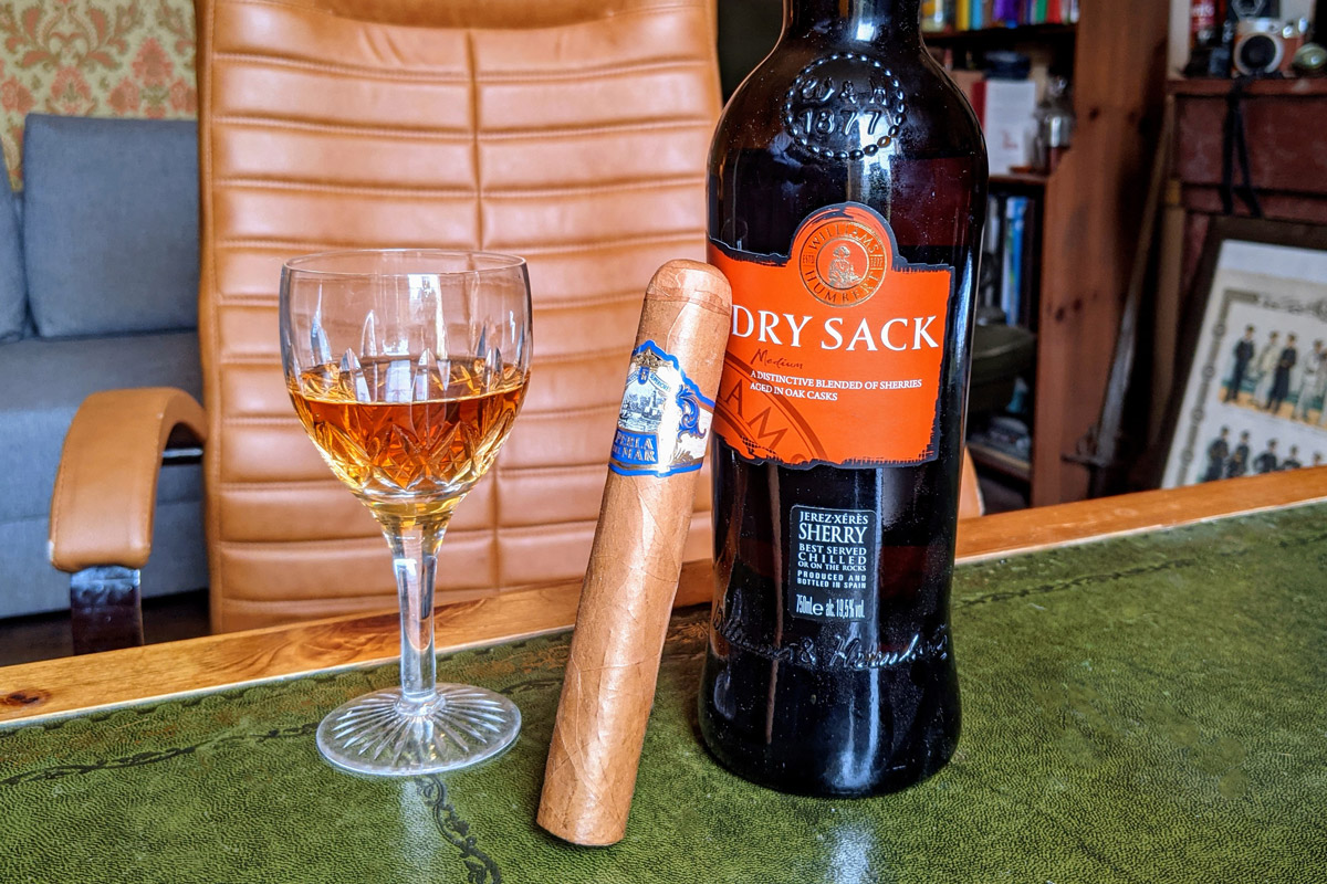 Williams & Humbert Dry Sack Sherry Review