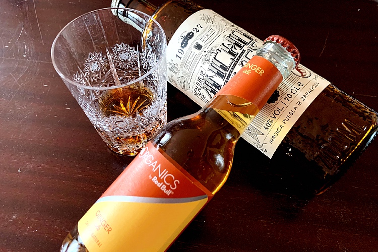 Ancho-Reyes-Chili-Liqueur-Ginger-Ale-Drink-Pairing