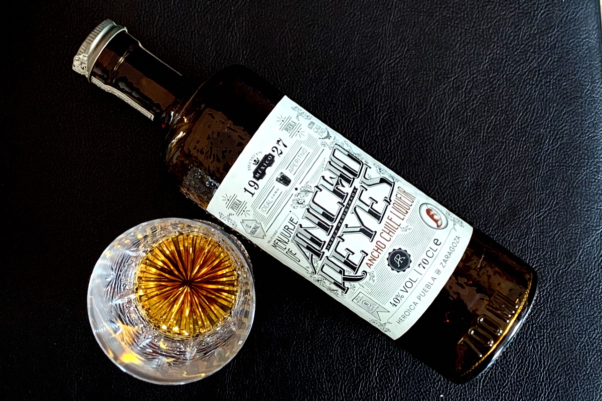 Ancho-Reyes-Chili-Liqueur-Review-Feature