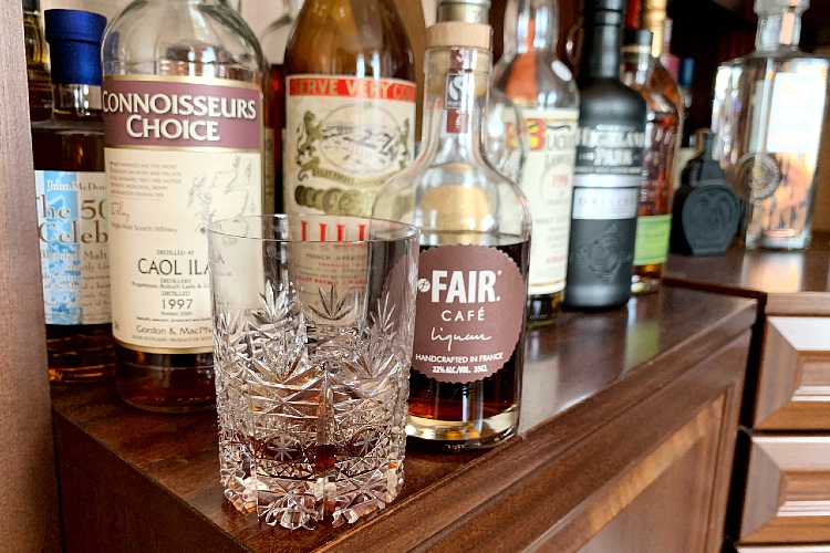 Fair-Cafe-Liqueur-Review-bottle-set-up