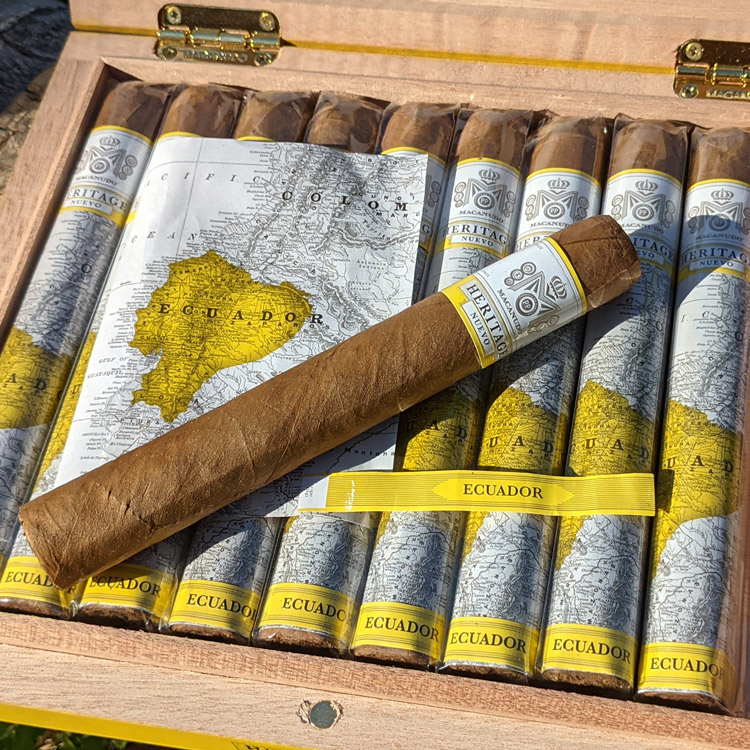 Macanudo Heritage Nuevo Ecuador Cigar Look & Feel