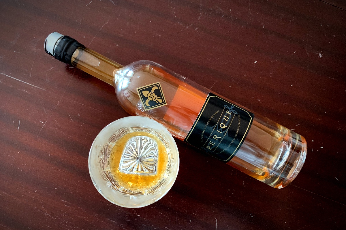 Perique-tobacco-liqueur-review-feature-image