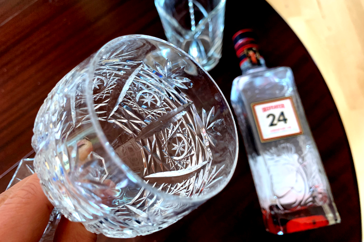 Beefeater-24-Gin-Review-Robe-Glass