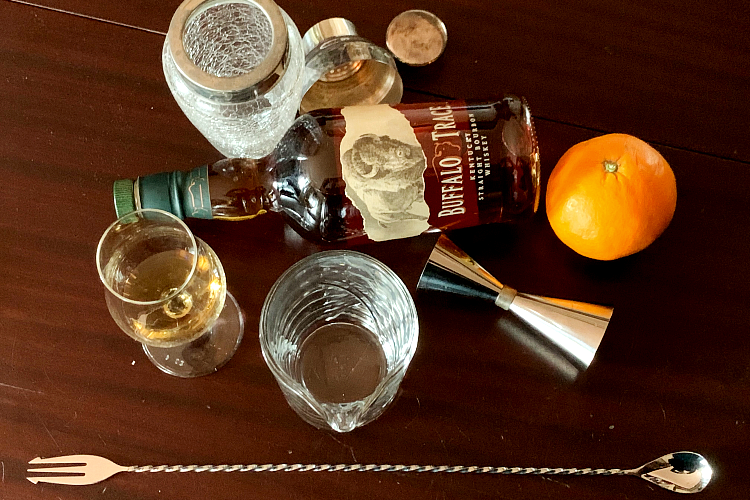 Buffalo-Trace-Bourbon-Whiskey-Cocktail-bartools-orang
