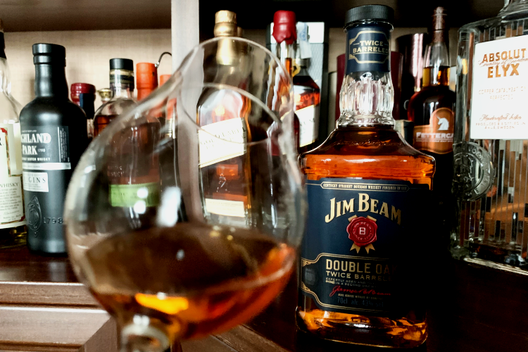 Jim-Beam-Doube-Oak-Whiskey-Bottle-Glass