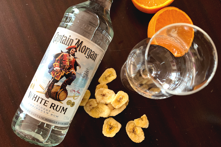 Captain-Morgan-White-Rum-Review-Banana-Chips-Snack-Pairing