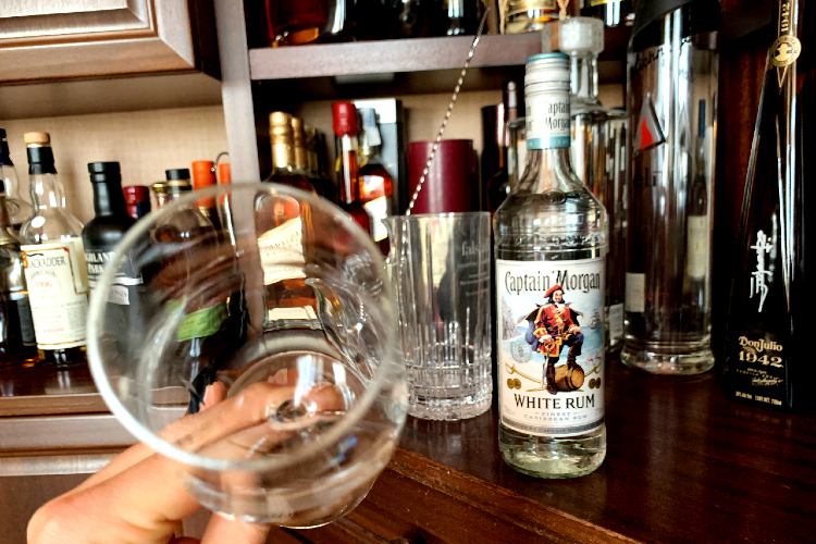 Captain-Morgan-White-Rum-Review-Nose-and-Mouthfeel