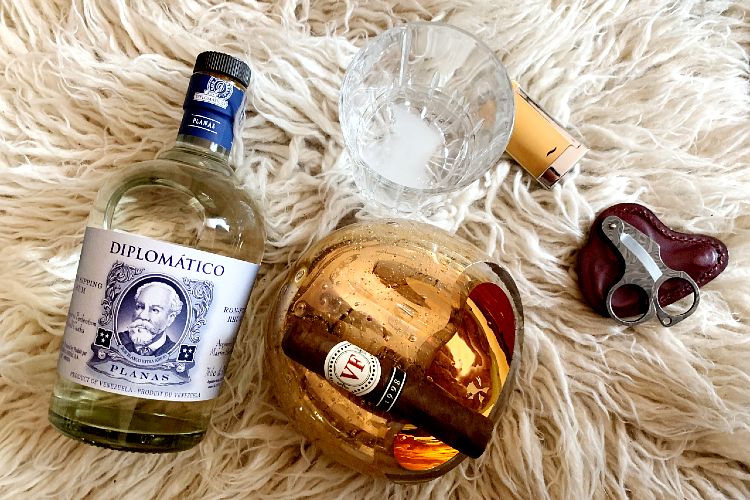 Diplomatico-Planas-Rum-Review-Cigar-Pairing-Ashtray-cutter-lighter