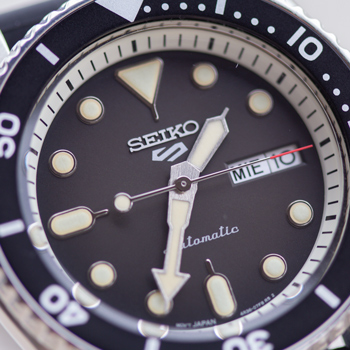 SRPD95-Watch-Review-Dial-Details