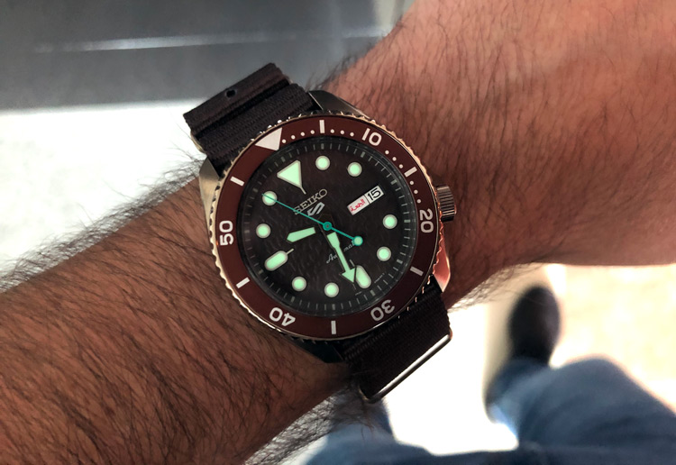 Seiko-SRPD85-Brown-Dial-With-Green-Lume