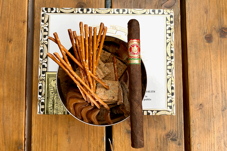 Arturo-Fuente-Spanish-Lonsdale-Maduro-snack-pairing