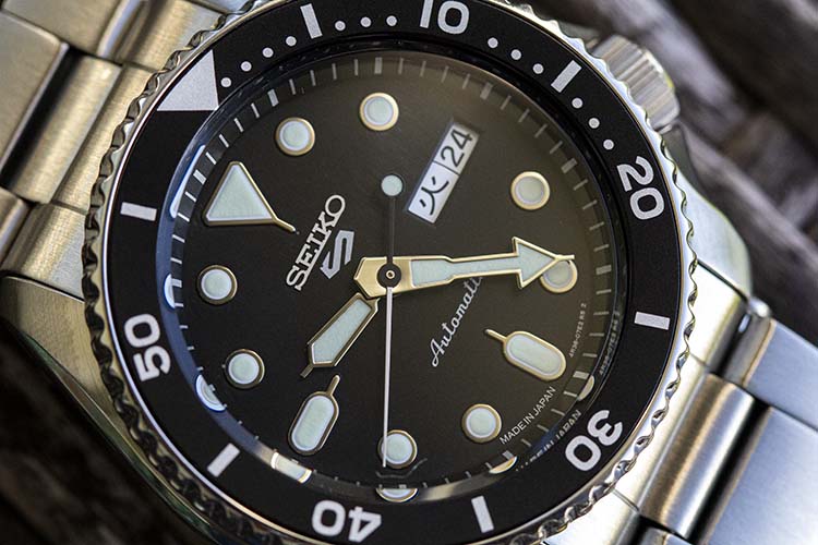 Black Dial Closeup & Details On SBSA005 Seiko SRPD55