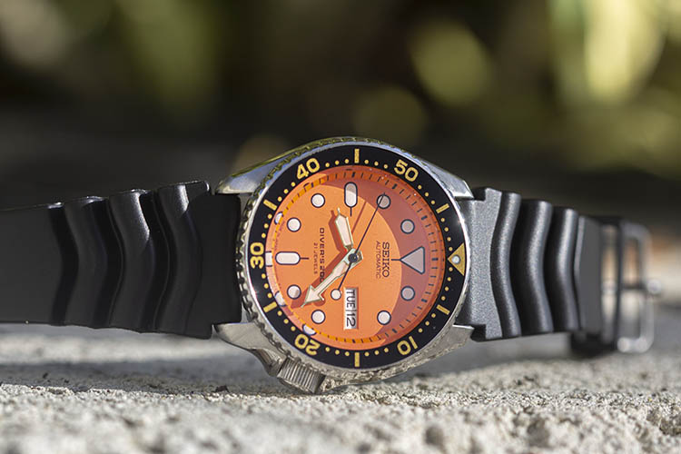 Black Rubber Strap On Seiko Steel Diver SKX011