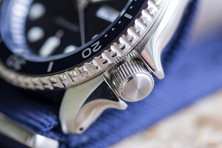 Crown and Case Details of Seiko SRPD87