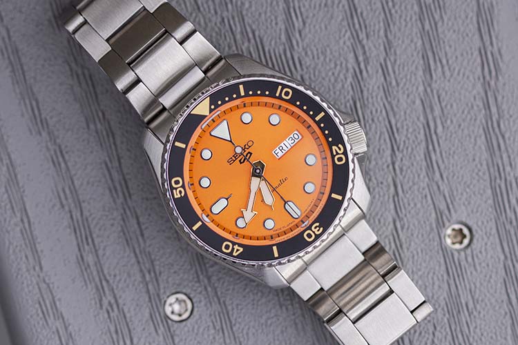 SBSA009 Orange Dial 5KX Watch Review