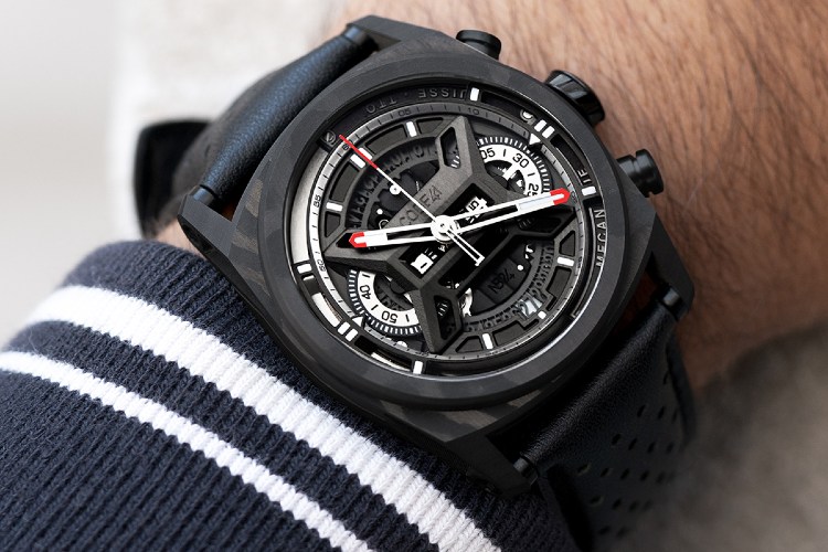 Skeletonized Dial And AeroCarbon Case NB24 Chrono