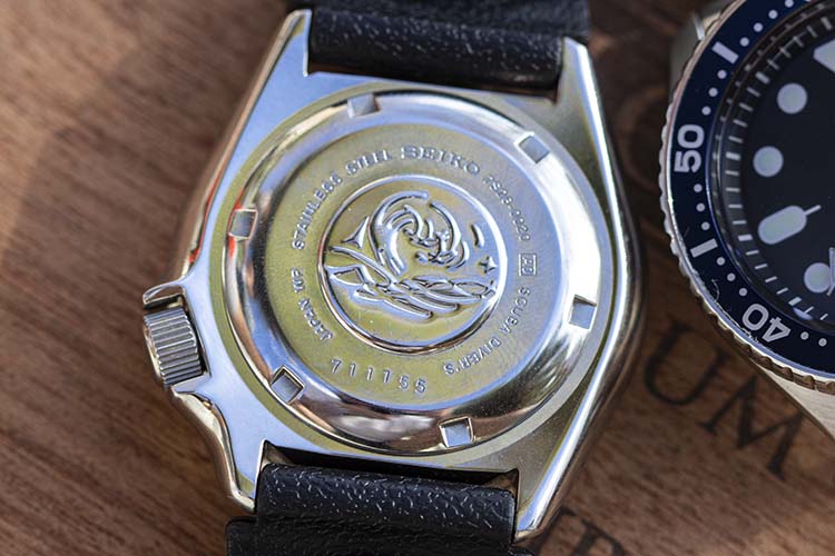 Solid Steel Caseback On Seiko SKX007J