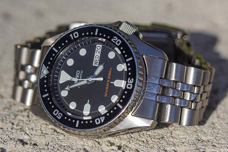 SKX013 Black Dial And Bezel Dive Watch On Bracelet