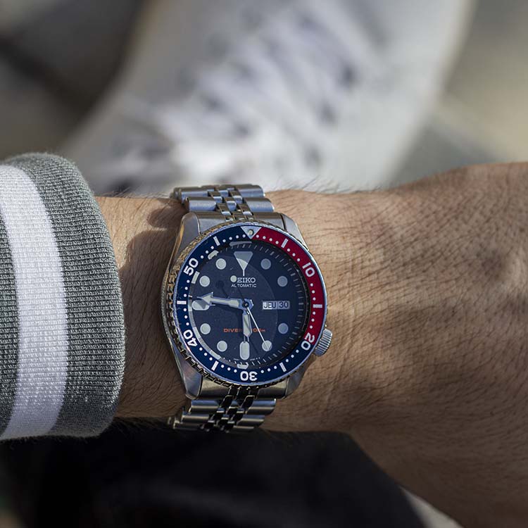 Steel Watch SKX009K2 Jubilee On Wrist
