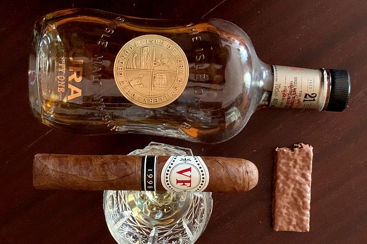 VegaFIna-1998-VF52-Cigar-Review-pairing-Scotch-whisky-chocolate