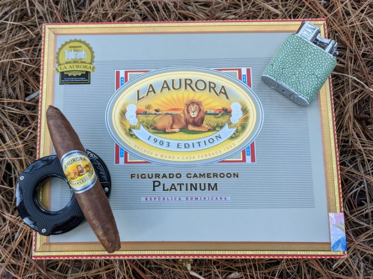 La Aurora 1903 Preferidos Platinum Cigar With Box Set Lighter & Cutter