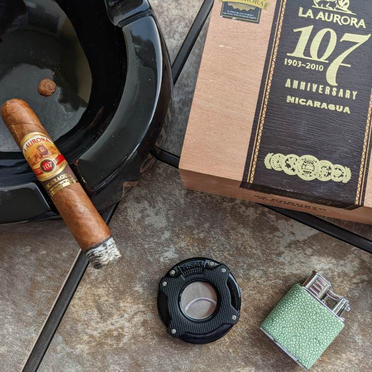 La Aurora 107 Nicaraguan Cigar Puro Review