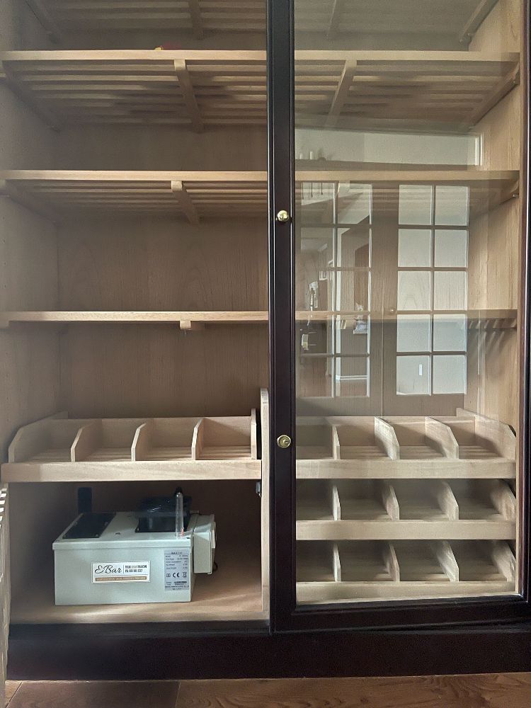 EB-100 Electronic Cigar Humidifier In Large Cabinet