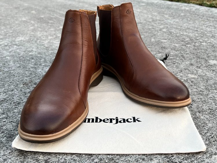 Front Picture Of Chestnut Leather Amberjack Boots