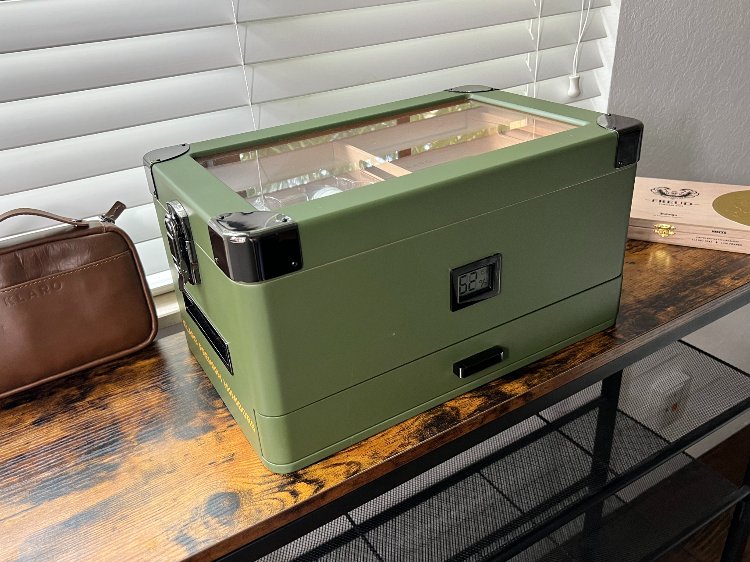 Review Of Case Elegance Humidor Military Themed