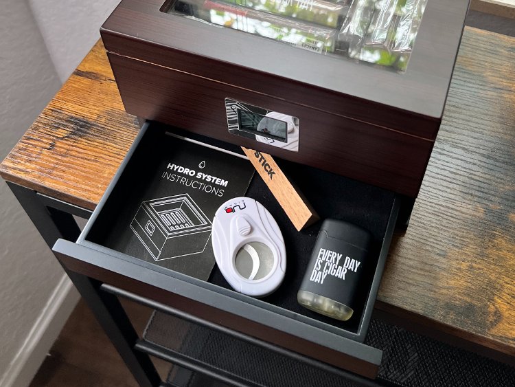 Accessory Tray Of Renzo Humidor