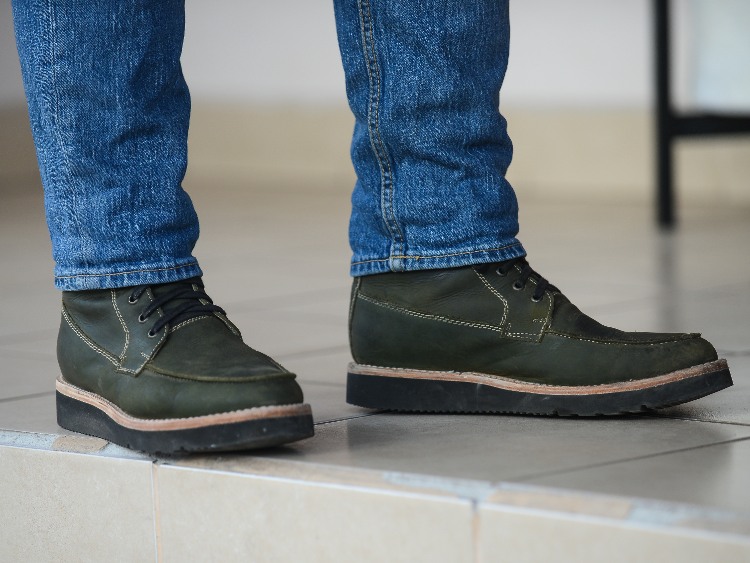 Nomad Boots in Green Leather with Anti-slip Sole