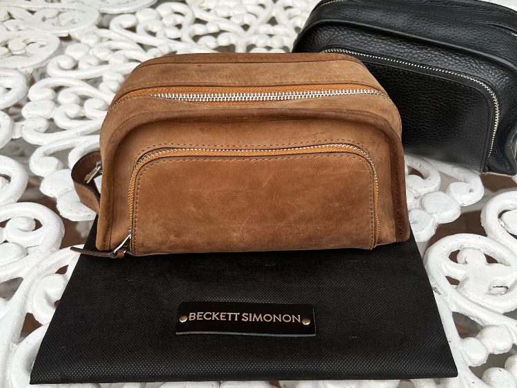 Nieto Dopp Kit in Walnut Leather with Cover Bag