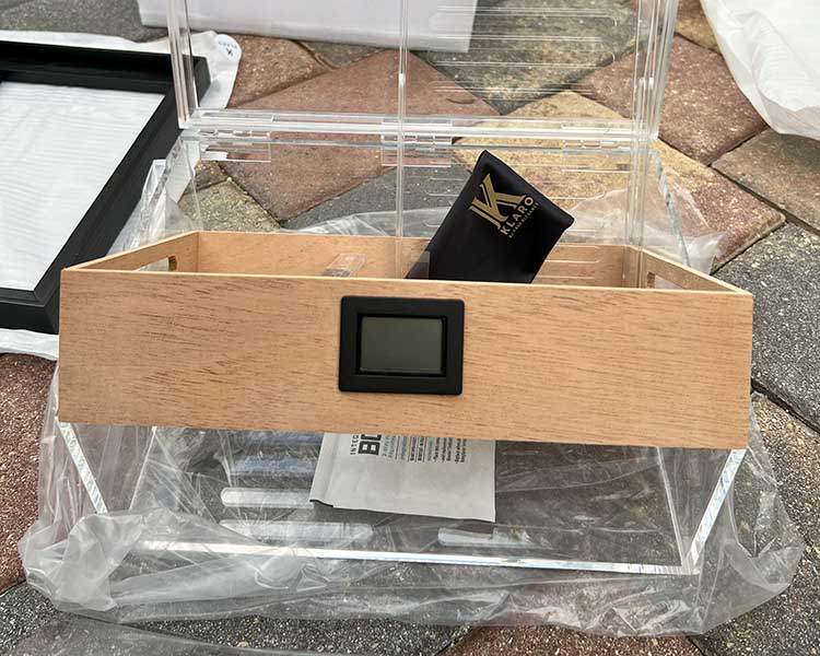 Cedar Tray with Hygrometer In Acrylic Humidor