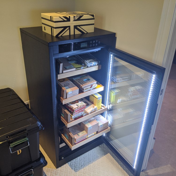 Redford Lite Cigar Cabinet Humidor