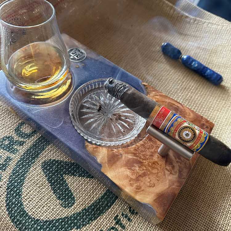 Perdomo 30th Anniversary Maduro Cigar Review