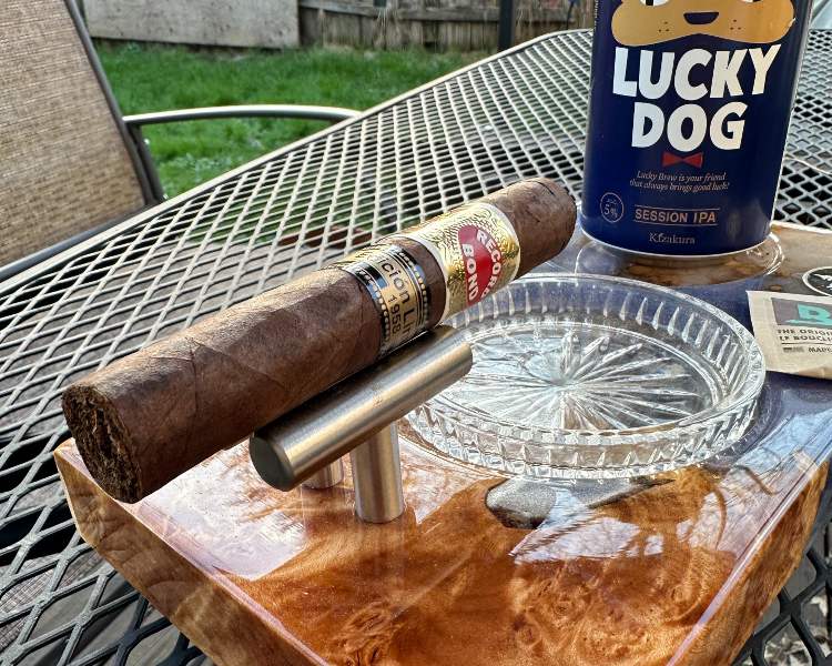 Record Bond Cigar Review Robusto Vitola