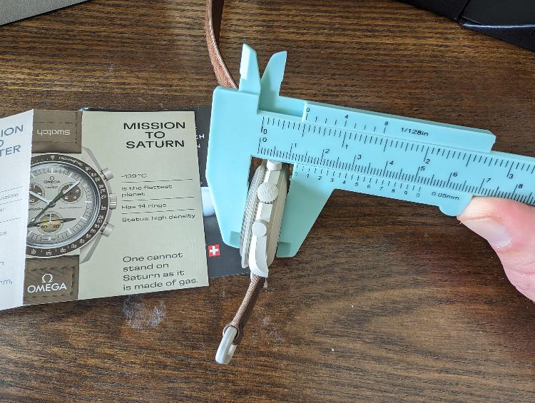 Case Height of Saturn MoonSwatch