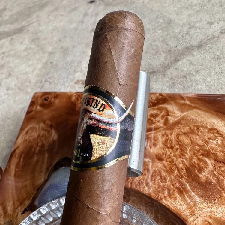 Last Of My Kind Cigar by CigarPage