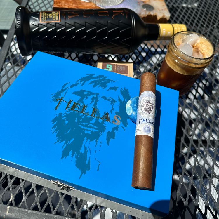 Cigar Box with Hellas Cigar from Cigarpage