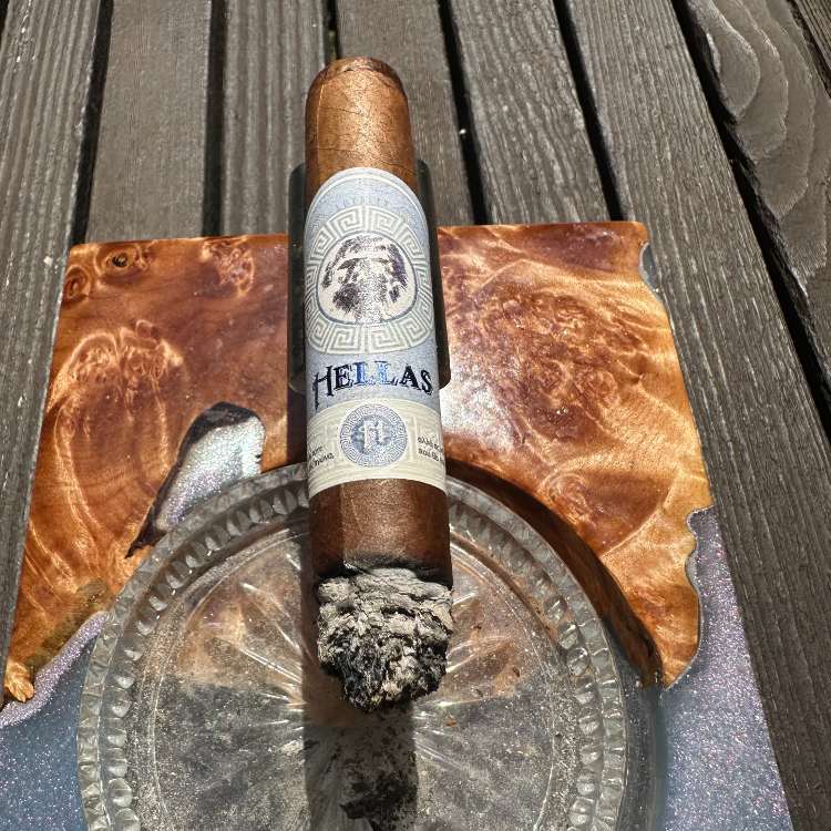 Hellas Cigar Second Third Smoking Review
