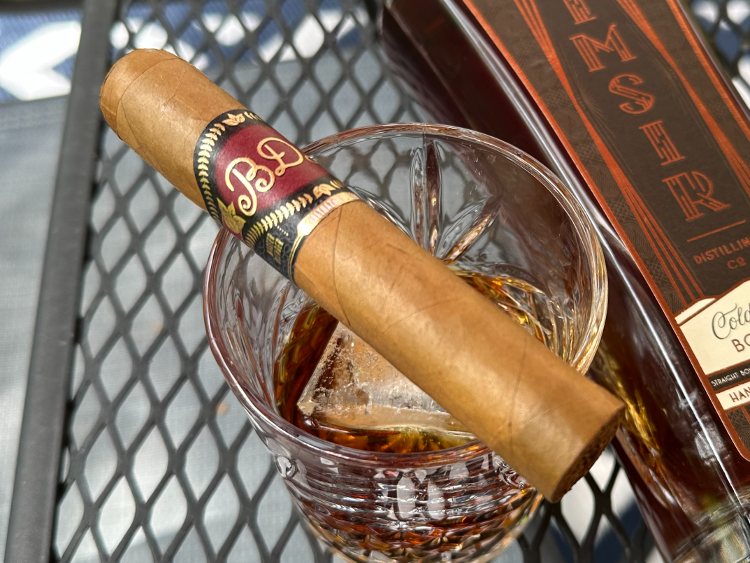 BDL Liga 7 Connecticut Cigar Closeup