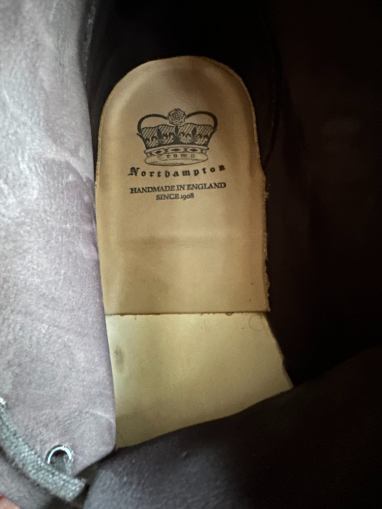 Woodford Suede Boots Footbed Details