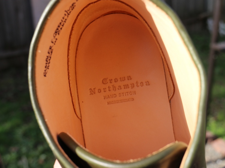 Leather Heel Counter Crown Boots Inside Details