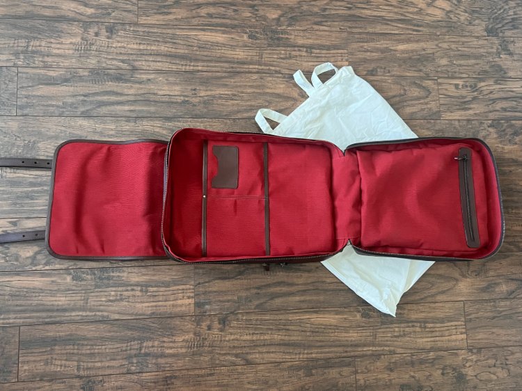 Cravar Urbanpack Layflat Opening